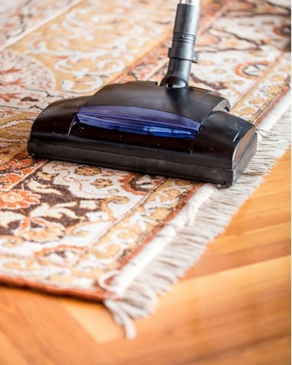 RUG cLEANING..